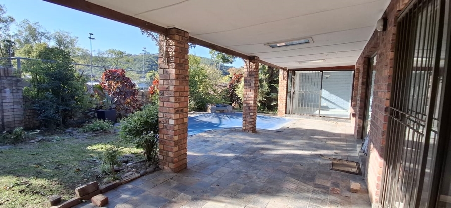 4 Bedroom Property for Sale in Nahoon Valley Park Eastern Cape